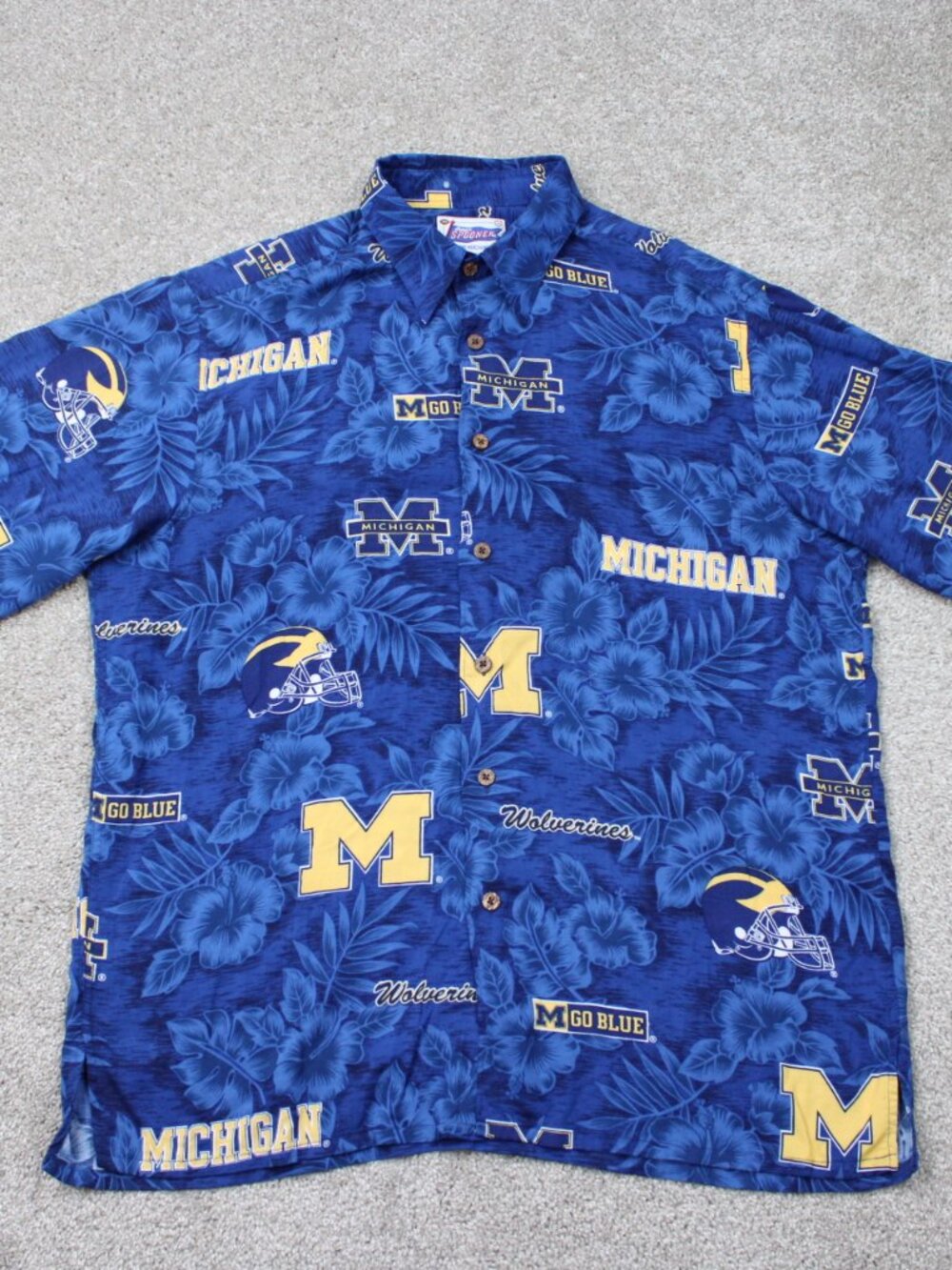 Reyn Spooner Michigan Wolverines Shirt Mens Medium Blue Hawaiian 100% Rayon S/S